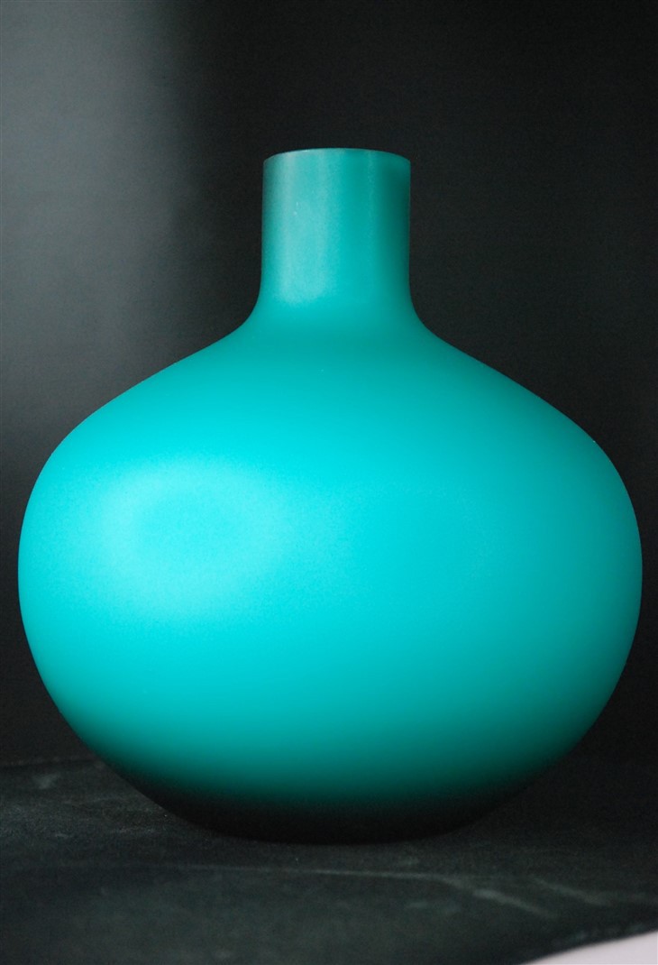 Vaso de vidro com efeito acetinado